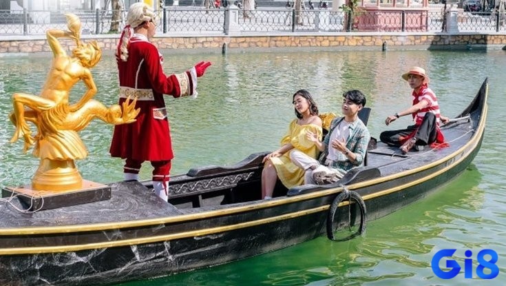 Mơ thấy đi thuyền cùng người thân là dấu hiệu cho thấy mối quan hệ gia đình của bạn đang rất ổn định